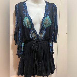 NWOT- FREE PEOPLE EMBROIDERED DEEP V NECK DRESS
